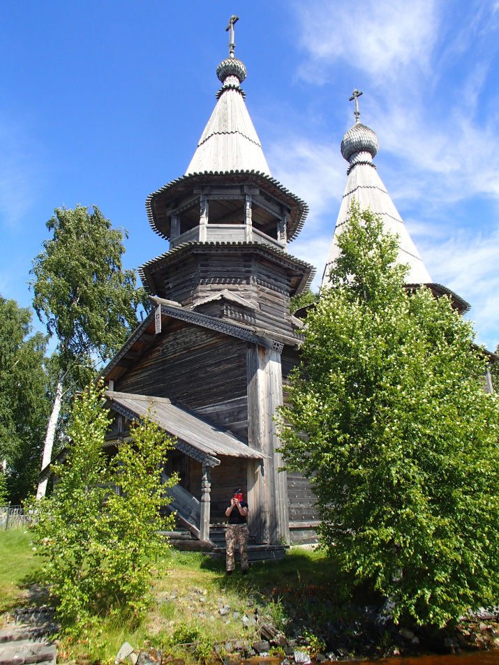 Богоявленская (Петропавловская) церковь в Челмужах