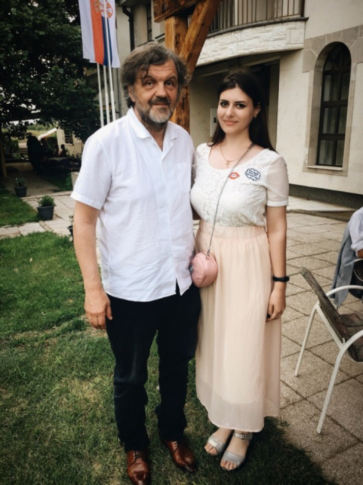 A youth club representative with film director Emir Kusturica. Photo was provided by the internship participants