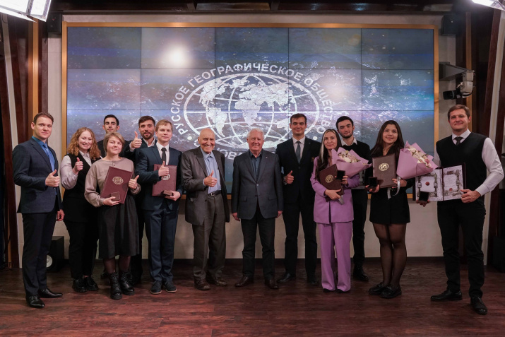 Церемония награждения Молодёжных клубов РГО в штаб-квартире Общества в Москве (фото Анна Юргенсон)