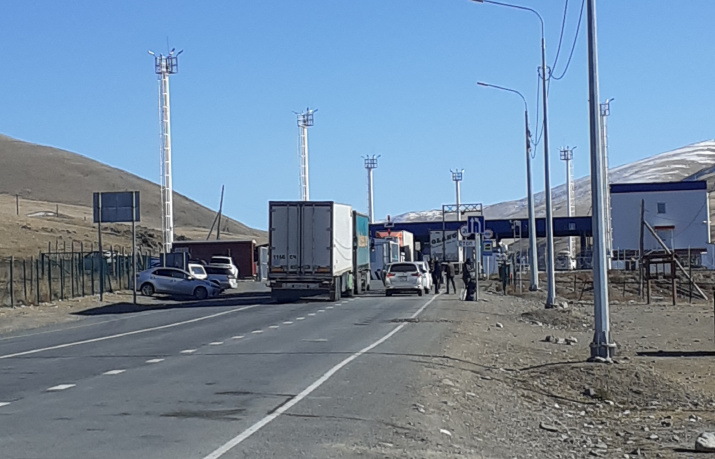 Таможенный пост на российско-монгольской границе