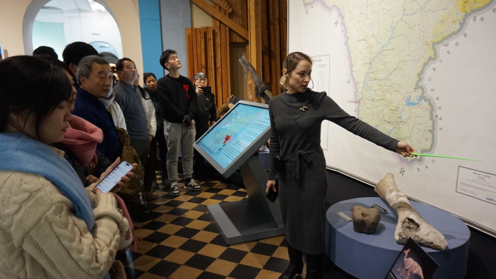 Экскурсия в музее для граждан соседнего государства