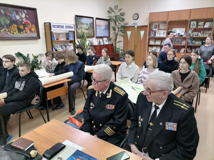 Встреча в библиотеке. Фото: Олег Золотарёв