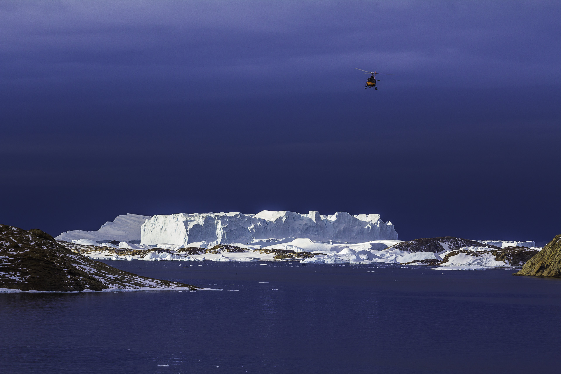 Южный океан природа. Залив Прюдс Антарктида. Остров Зыкова Антарктида. Антарктида РГО.