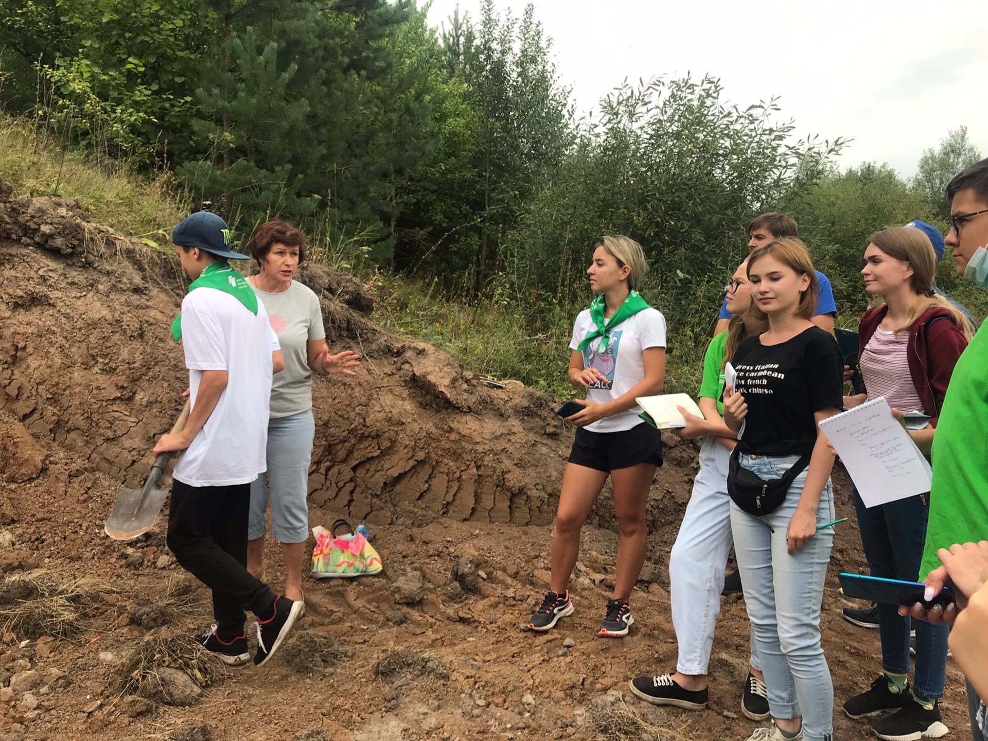 Школьники члены клуба юных географов участвовали в проекте географическая экспедиция по родному краю