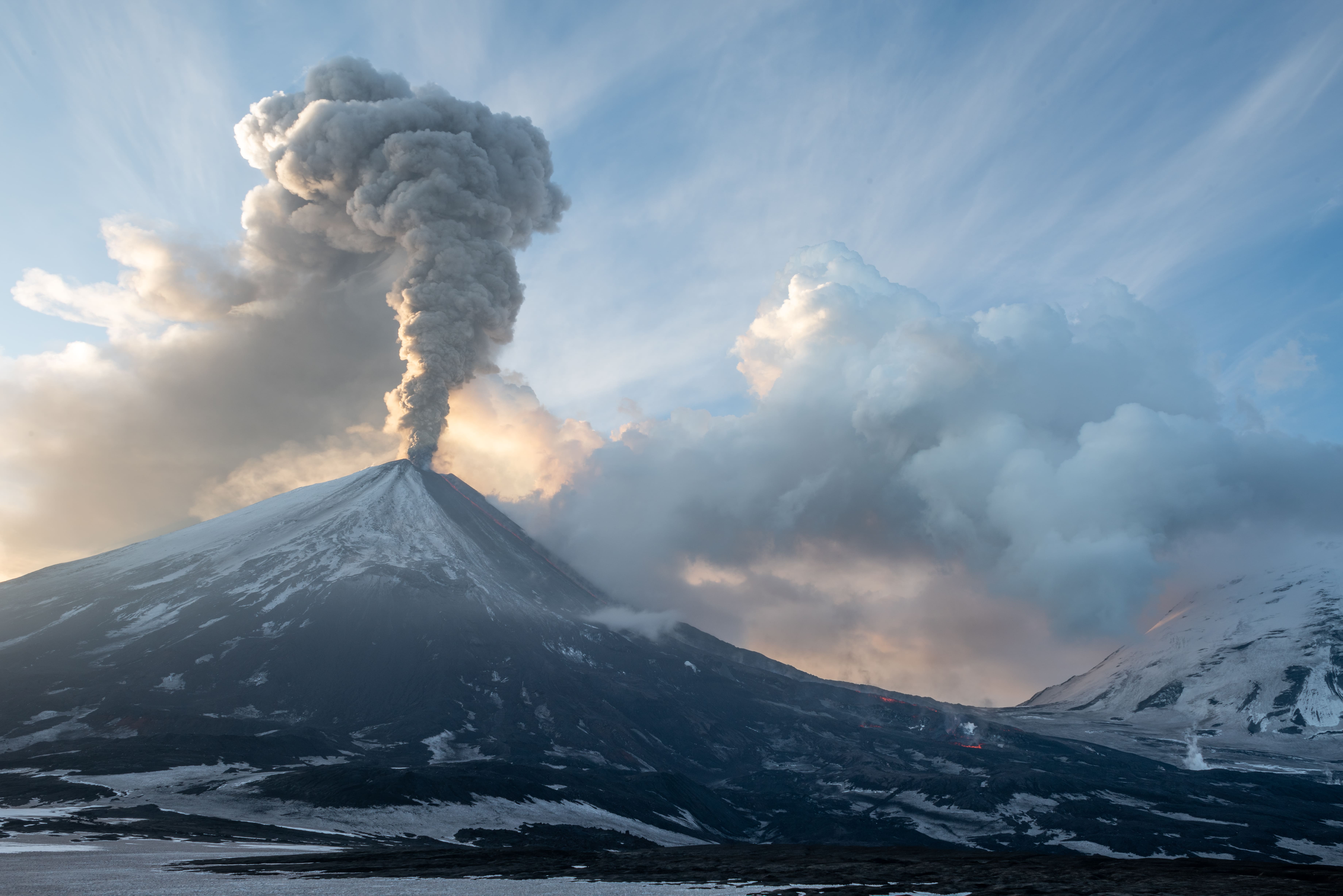 Карина Капурдың жалаңаш суреттері Тек сығандар порносы