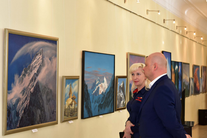 Открытие художественной выставки Сергея Дудко 