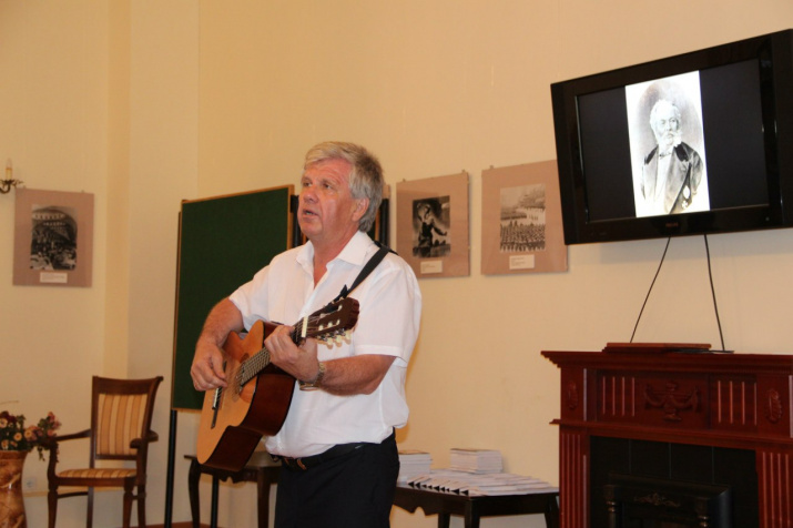 Александр Серебряков