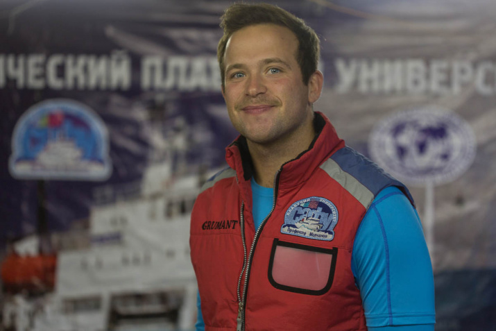 &#039;&#039;Дэниэл Пауэрс&#039;&#039;