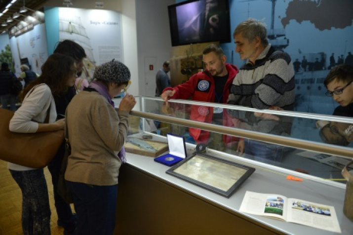 The stand of the project of the Krasnodar branch of the Russian Geographical Society «The secrets of the battleship «Empress Catherine the Great». Photo by Nikolay Razuvayev