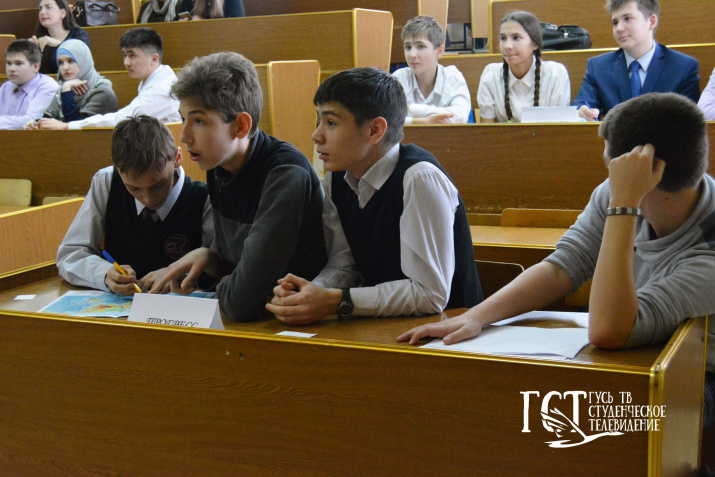 Брейн-ринг "Всё обо всем". Фото: Н. Ляшко Брейн-ринг "Всё обо всем". Фото: Н. Ляшко