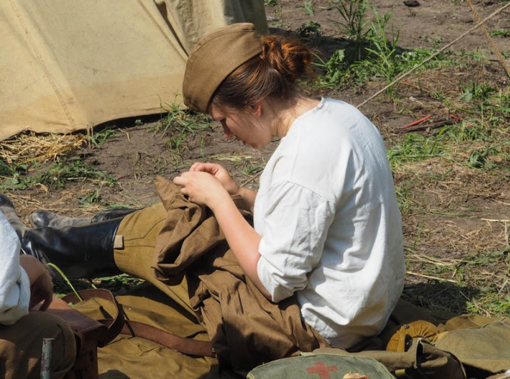 Затишье перед сражением. Военно - историческая реконструкция \"Ржев 1942 - Красноярск 2016\". Фото: Анна Кравченко