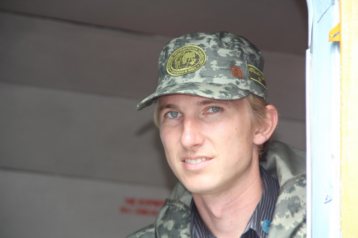 Участник международной экспедиции \"Дуглас ждет!\" американский пилот Глен Мосс. Фото: Оксана Прокопова