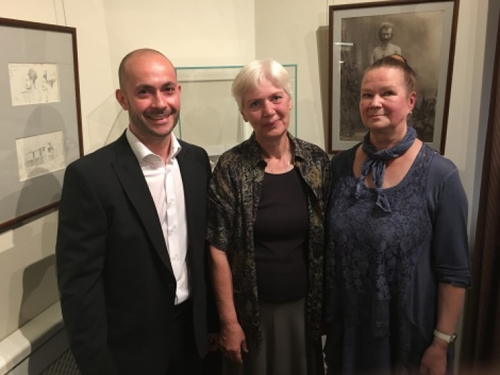 From the left to the right: the descendants of N.N.Miklouho-Maclay Nikolay and Olga Miklouho-Maclay, and the head of the Scientific archive of the Russian Geographical Society Maria Fedorovna Matveyeva. 