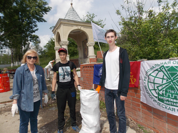 Цель акции – привлечь внимание к проблемам малых рек, родников и водоемов.