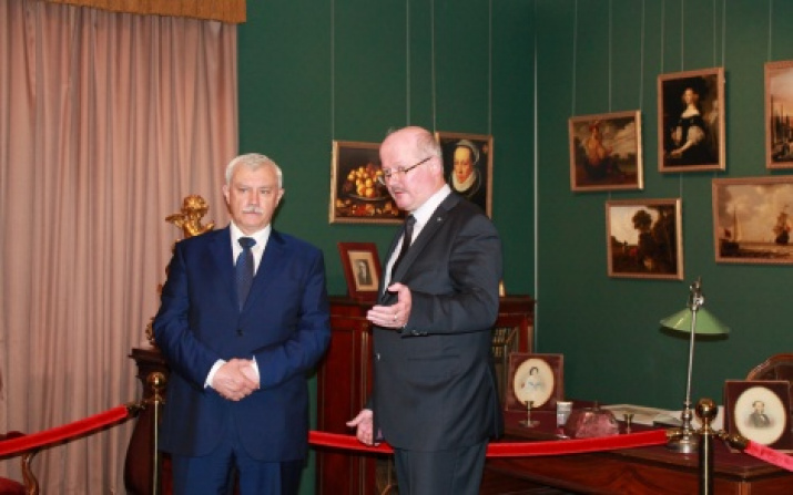 The Governor of St. Petersburg Georgy Poltavchenko and the Vice-President of the Russian Geographical Society Kirill Chistyakov.