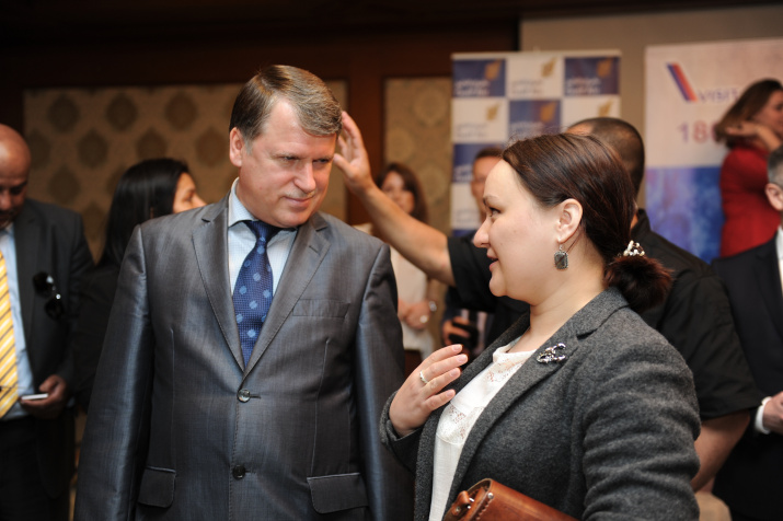 The Ambassador of the Russian Federation in Kuwait Alexei Solomatin and the representative of the Russian Geographical Society Marina Zakharova. Photo by Ahmed Eldabaa