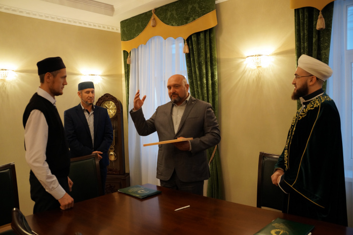 ДУМ РТ и РГО в РТ - давние партнеры в области экспедиционной и просветительской деятельности ДУМ РТ и РГО в РТ - давние партнеры в области экспедиционной и просветительской деятельности