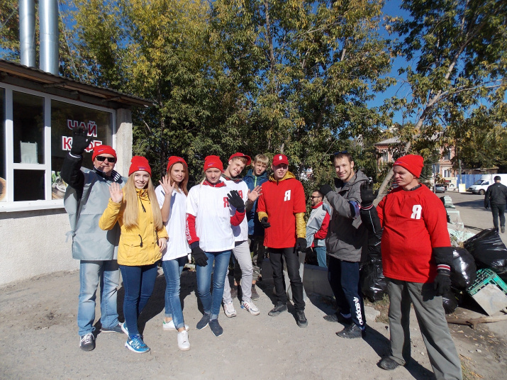 Участники акции «Береги берега»