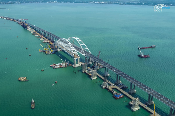 Открытие крымского моста для автомобилей дата. Смотреть фото Открытие крымского моста для автомобилей дата. Смотреть картинку Открытие крымского моста для автомобилей дата. Картинка про Открытие крымского моста для автомобилей дата. Фото Открытие крымского моста для автомобилей дата