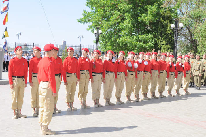 Плац-парад в Волго-Каспийском колледже Плац-парад в Волго-Каспийском колледже