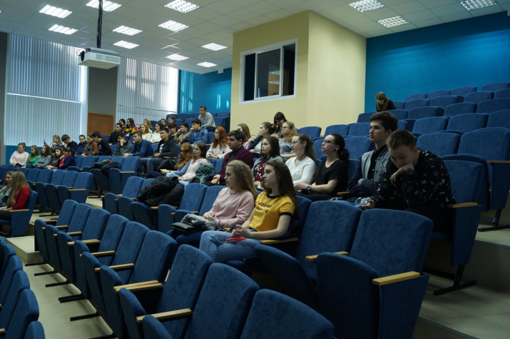 Студенты БиГО ВлГУ. Фото: Сергей Кудряшов 