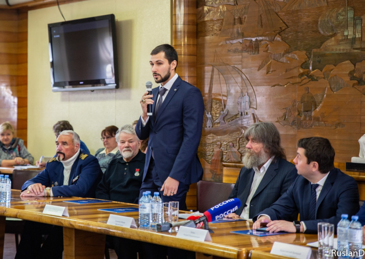 Заместитель председателя Мурманского областного отделения РГО Сергей Гончаров Заместитель председателя Мурманского областного отделения РГО Сергей Гончаров