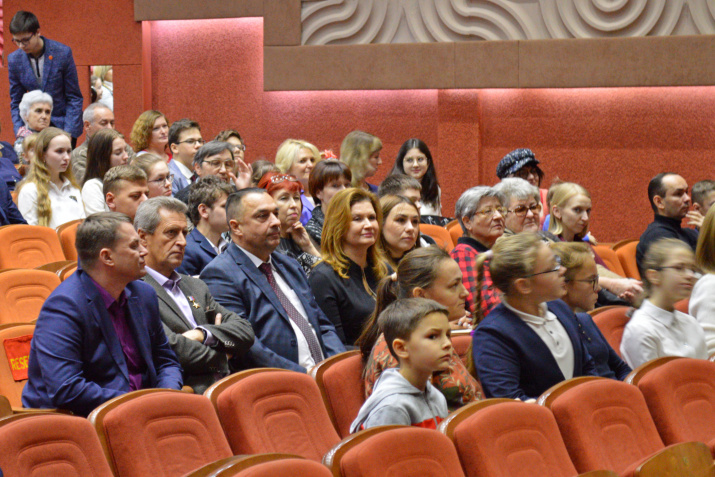 Почётные гости