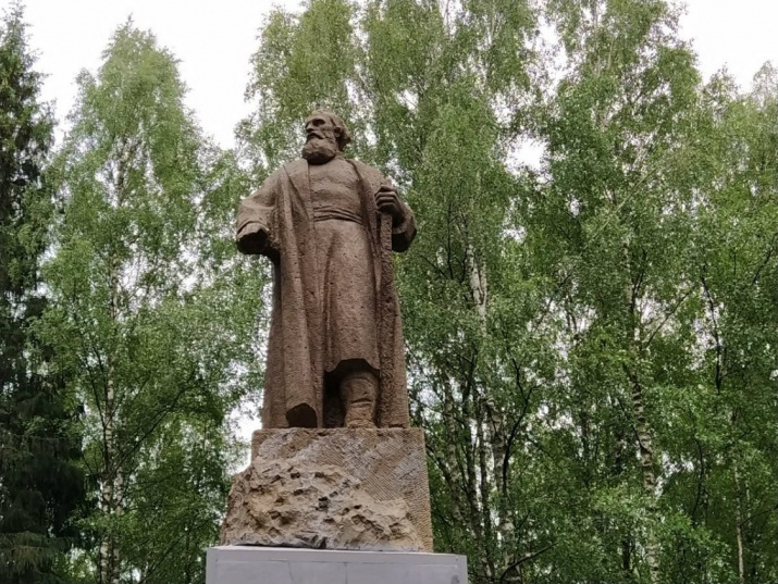Презентация к уроку по предмету "Музыка" 4 класс на тему "Опера М.И.Глинки"Иван