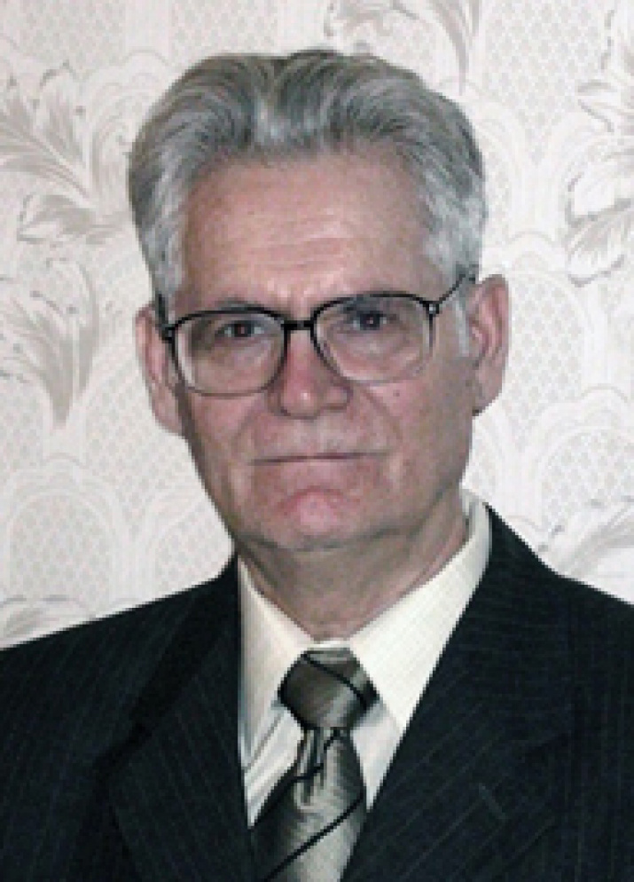 Многие годы был деканом ЕГФ и заведовал кафедрой экономической и социальной географии, Председатель Кузнецкого отдела РГО.