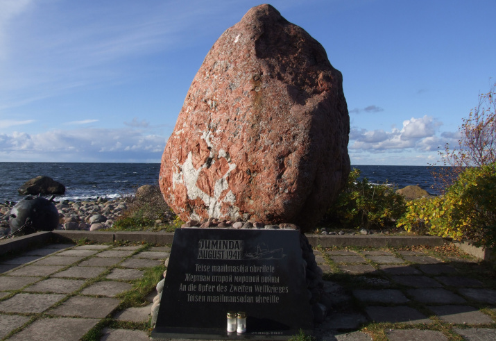 Монумент погибшим в ходе Таллинского прорыва на мысе Юминда. Фото: wikipedia.org/Modris Putns