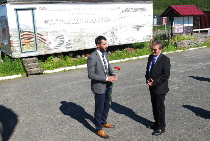 Член совета МОО РГО Сергей Гончаров (слева) и руководитель представительства "Народного союза Германии" в России Херманн Краузе