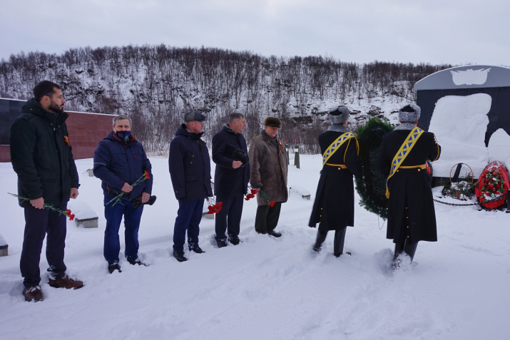 Participants of the event in the Valley of Glory. Photo by A. Yagodina