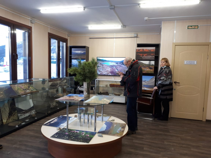 Гости выставки, фото Кондратьев А.В., Бельгер В.В.