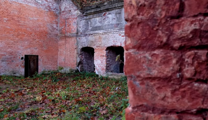 Кадр из фильма "Тайны крепости Пиллау"