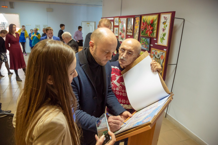 На церемонии открытия. Фото: Денис Воронин