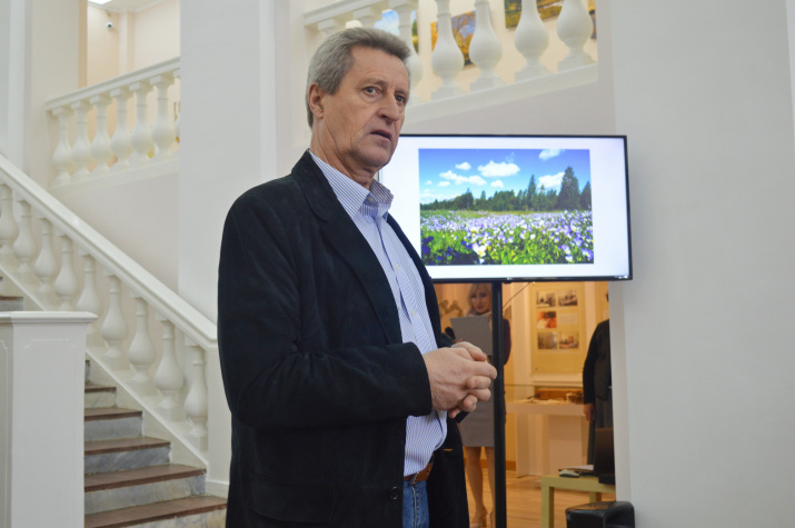 Выступает Михаил Малахов. Фото Виктора Шляхина Выступает Михаил Малахов