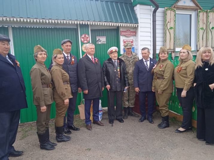 Поздравление ветеранов - участников Великой Отечественной войны. Фото заповедника "Хакасский"