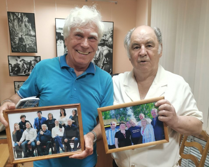 Старейшины клуба со знаковыми фотографиями