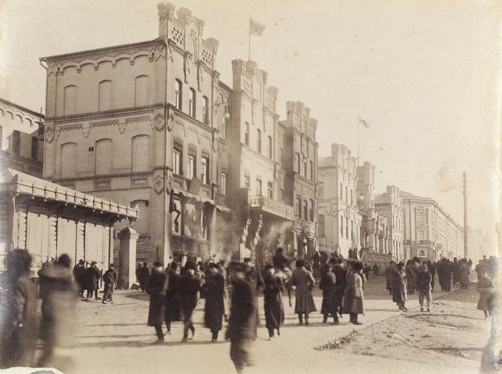После погрома во Владивостоке. Октябрь 1905 г. Электронный ресурс.