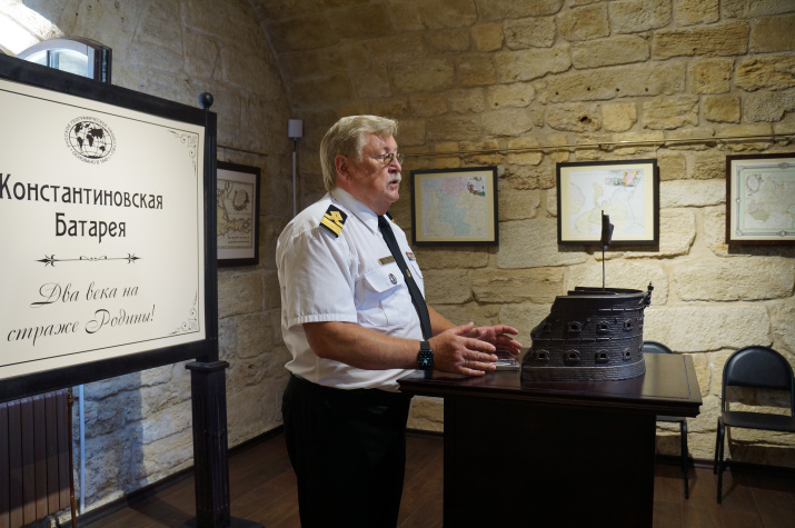 Почетный председатель Севастопольского морского собрания, член Морской коллегии Севастопольского городского отделения русского географического общества Виктор Павлович Кот