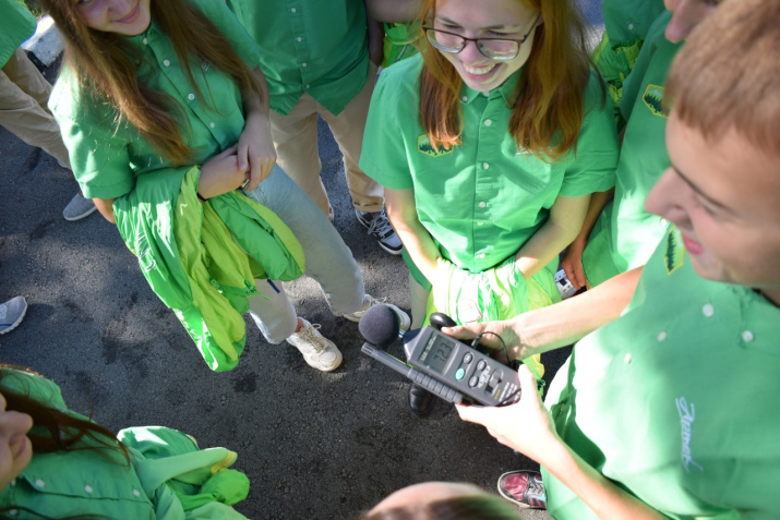 Участники профильной смены РГО "Мир открытий". Фото: МДЦ "Артек"