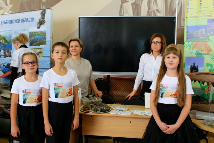 Ученики ульяновской гимназии №44 представляют свои виртуальные экскурсии по Ундории. Фото Юлии Дементьевой.