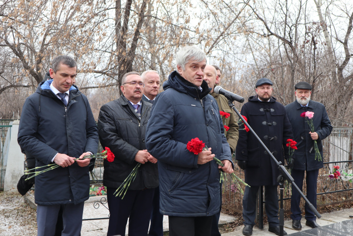 Выступление Александра Матвеева. Фото Красноярского краевого отделения РГО