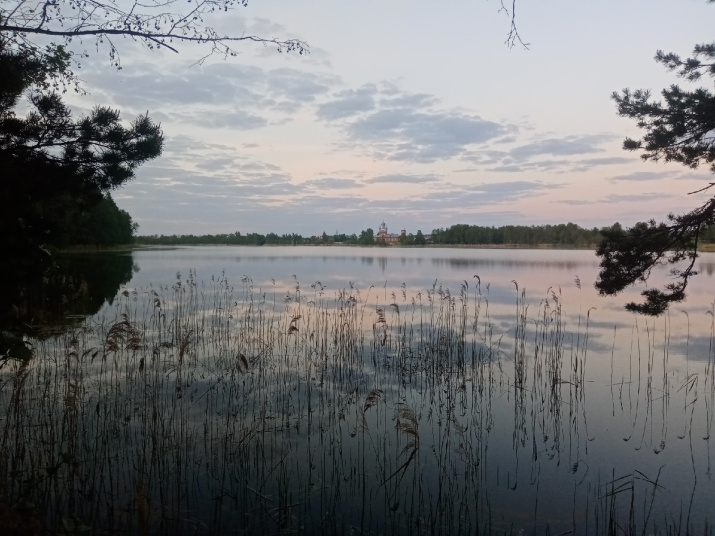 Озеро Зрыв. Фото Е. Гончаров