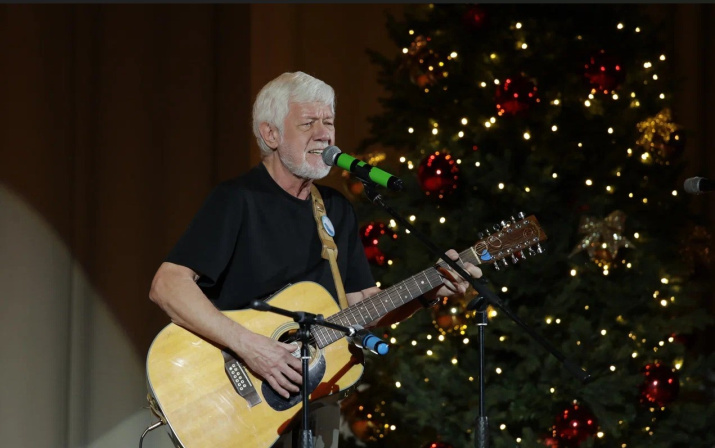 Выступление Валерия Бокова. Автор фото: Пётр Турасов. Выступление Валерия Бокова. Автор фото: Пётр Турасов.