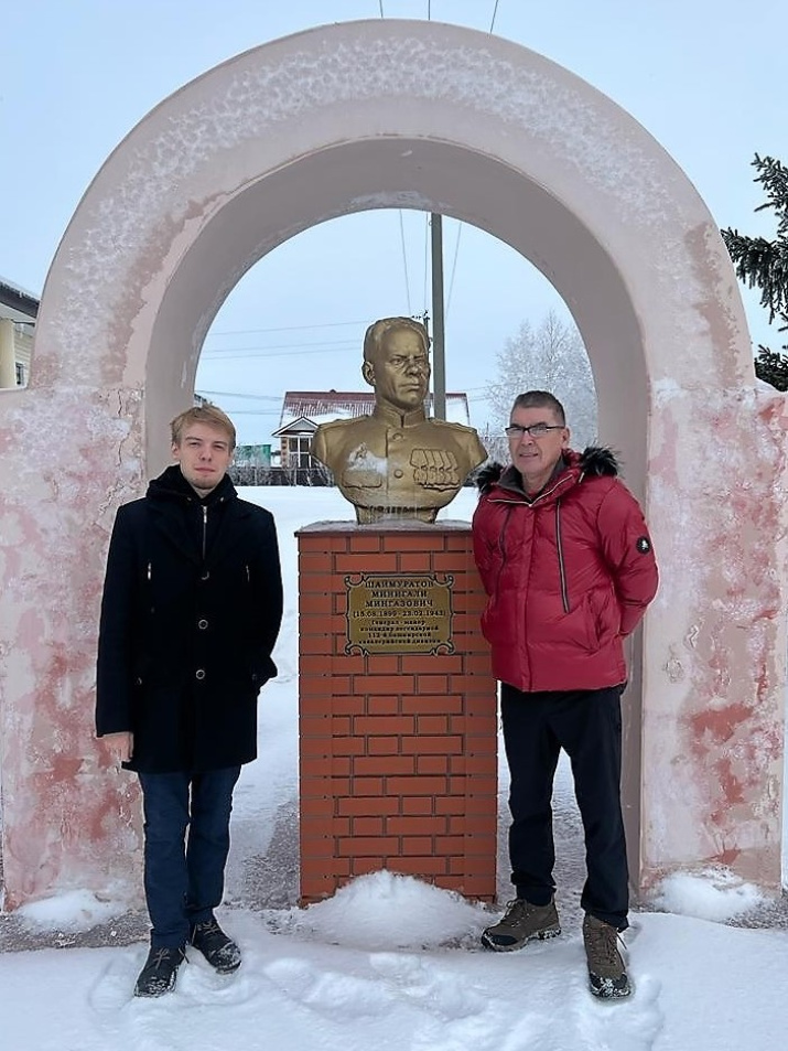 Бюст Минигали Шаймуратова в Кармаскалинском районе РБ. Фото: Рустам Сиразетдинов