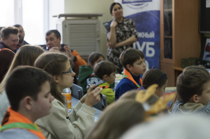 Участники программы. Фото: Саратовское областное отделение РГО Архив Молодежного клуба РГО