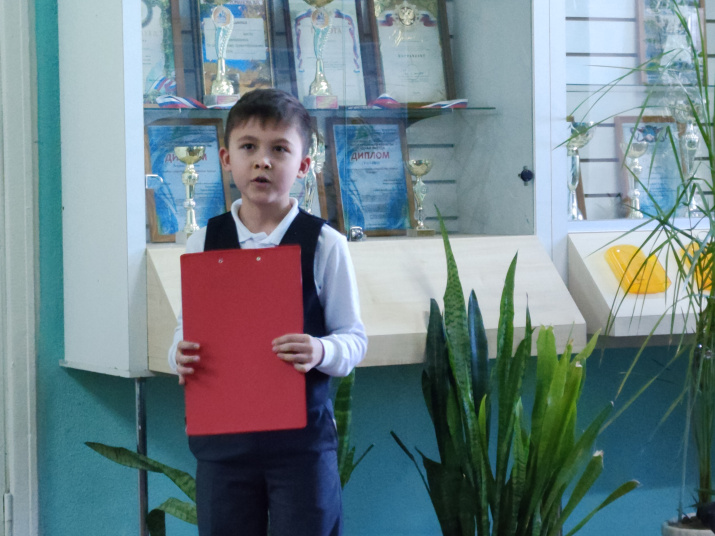 Один из юных участников