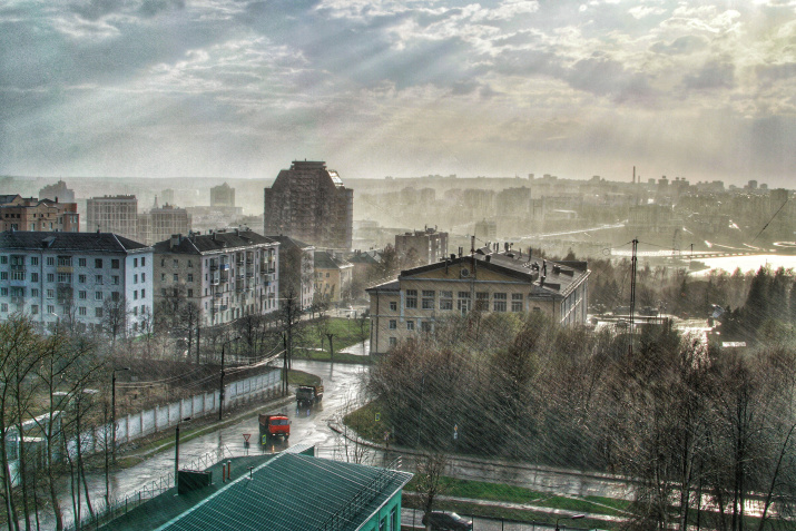 Весенний ливень в Чебоксарах. Фото: Марина Пипина, участница конкурса РГО "Самая красивая страна"