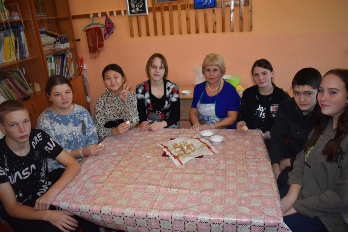 Команда "Team П" на встречах с жительницами села Поротниково